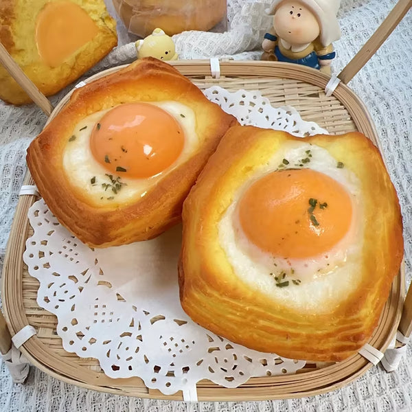Squeeze Away Stress with Our Crispy Fried Egg Toy! 🥚✨ Perfect for Relaxation & Fun! 🎉 #StressRelief #SqueezeToy
